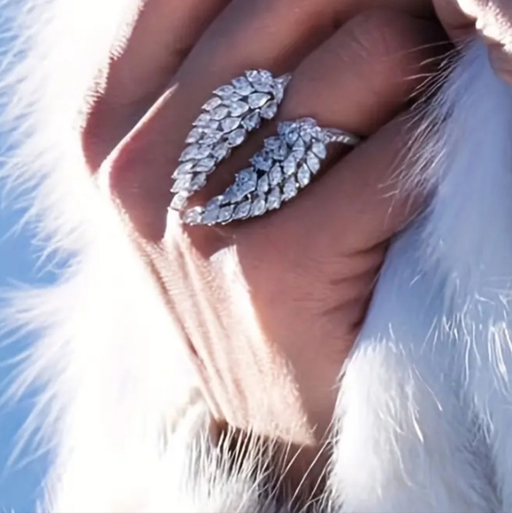 Jewelry - ANGEL WING RING